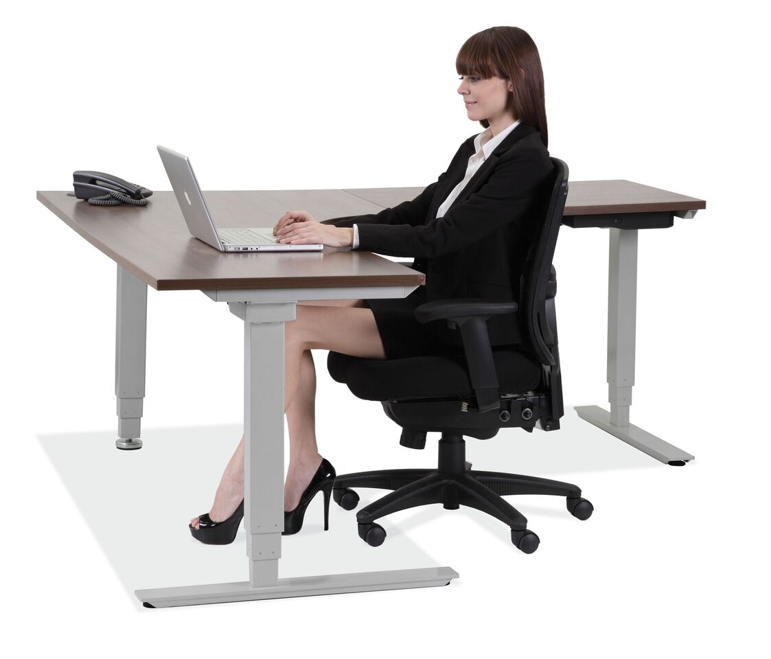 sitting-adjustable-desk